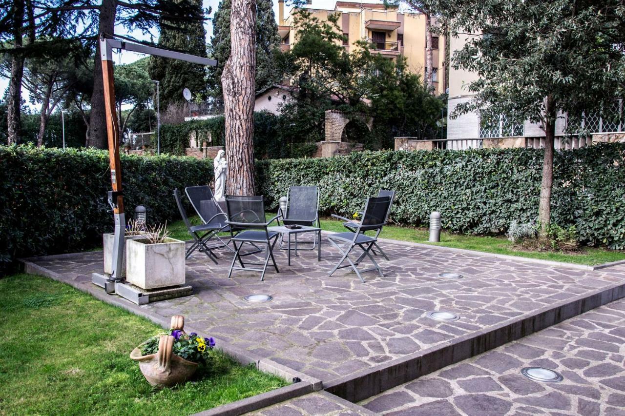 Preziosissimo Sangue Bed and Breakfast Rom Exteriör bild